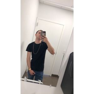 Meet your Posher, Jonathan